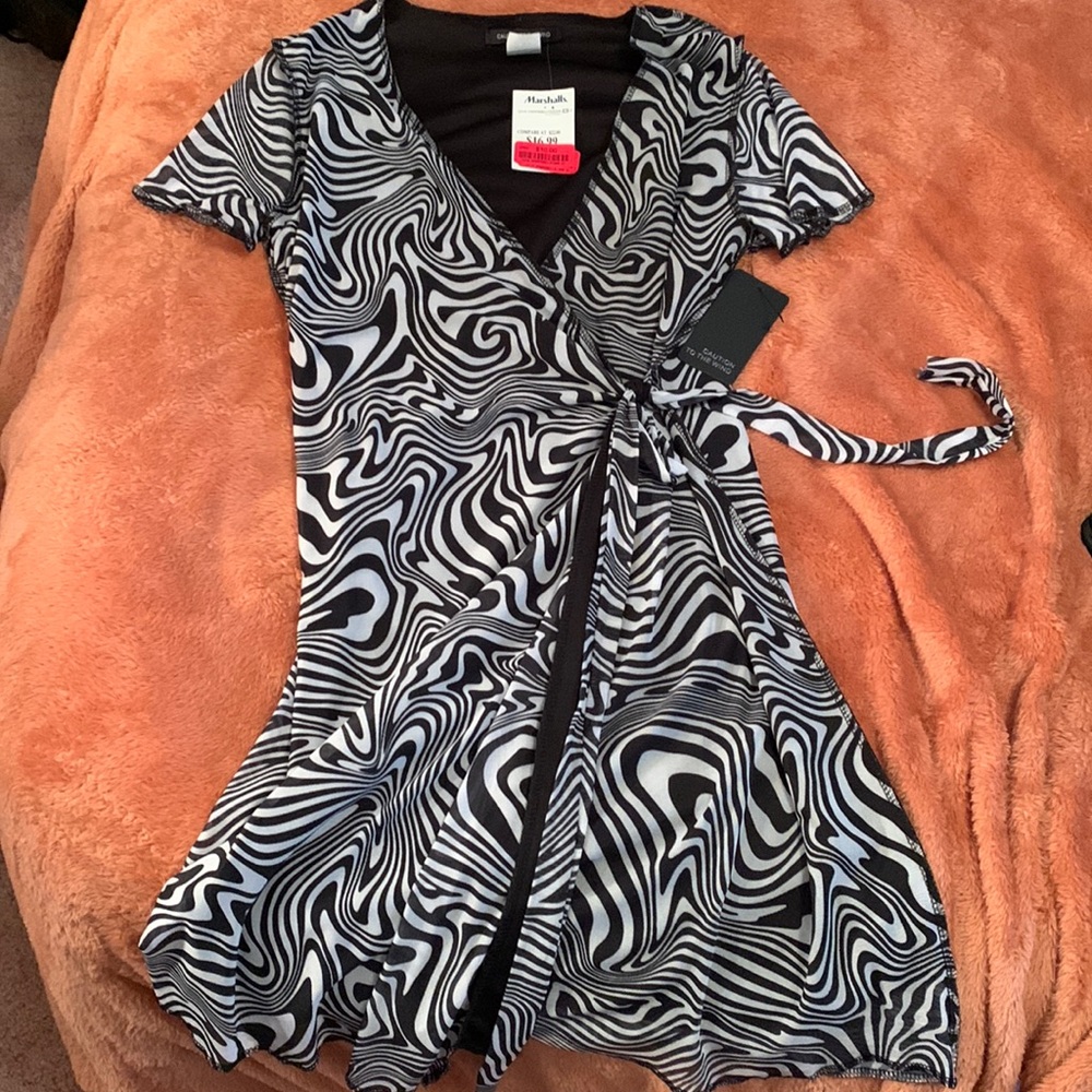 Caution to the Wind Marshalls Mesh Black and White Swirl Wrap Dress-NWT Small
